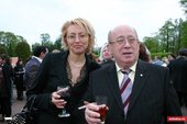 Депутат Владимир Гольман с супругой