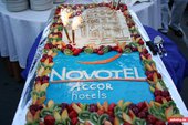 1 год отелю Novotel