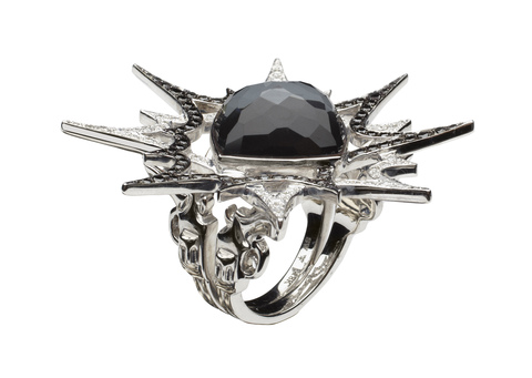 Перстень "Bang". 2 золотых выстрела создают черную "дыру": гематит под кварцем.