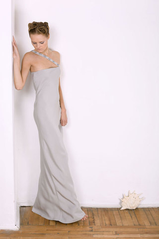 Платье силуэта "модерн"