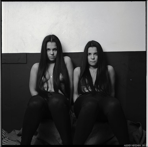 Катя и Юля Колисниченко