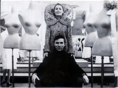 Зайцев с моделью. 1970-е годы