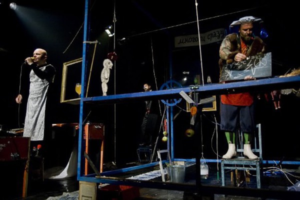 Спектакль театра АХЕ «Фауст ³. 2360 слов»