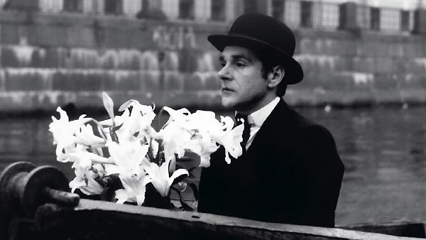 — А у меня няня умерла...