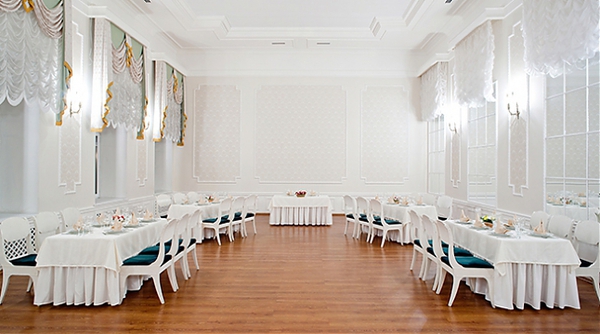 Основной зал ресторана