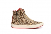 Кеды DKNY, 8980 рублей (ДЛТ)