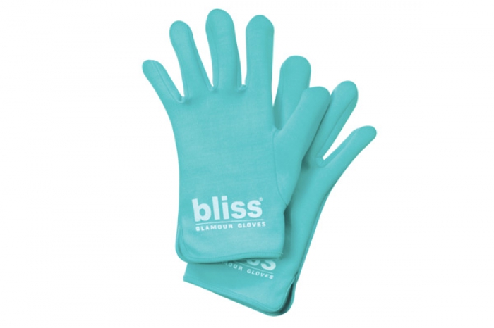 Перчатки Bliss на подкладке с гелем из масла виноградных косточек за 20 минут смягчают кожу и заживляют трещинки.