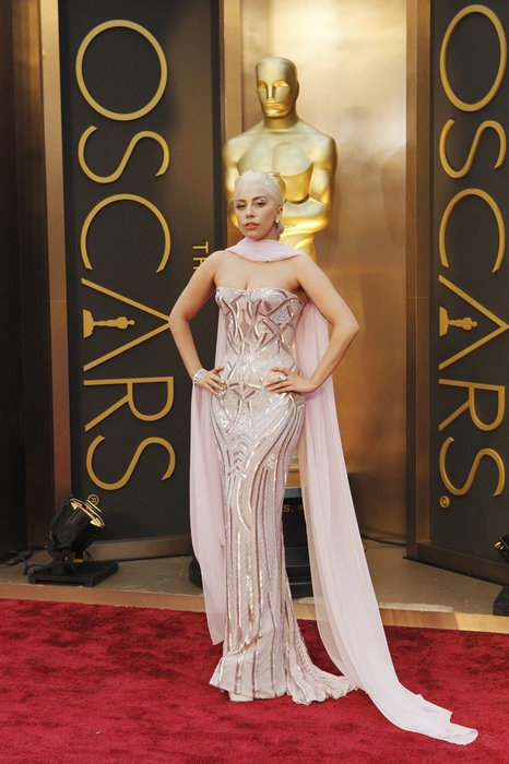 Леди Гага (в Atelier Versace)