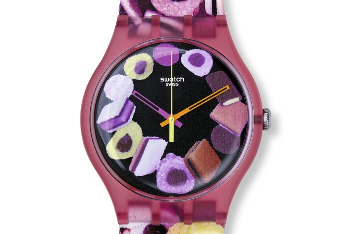Часы Swatch, 2 500 рублей (Swatch)