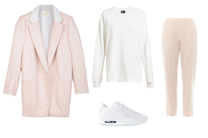 Пальто Rag & Bone, 46 000 рублей; свитшот T by Alexander Wang, брюки Maison Martin Margiela, кроссовки Nike