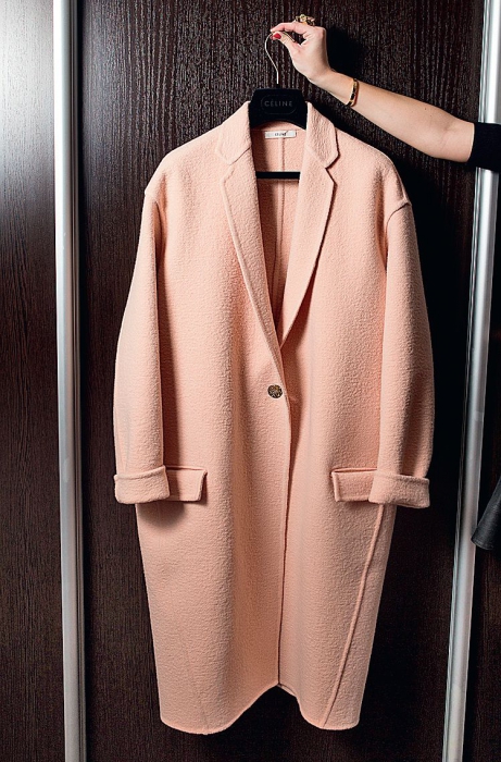 Пальто Celine – любимая вещь этого сезона. Люблю эту марку за идеальные лекала