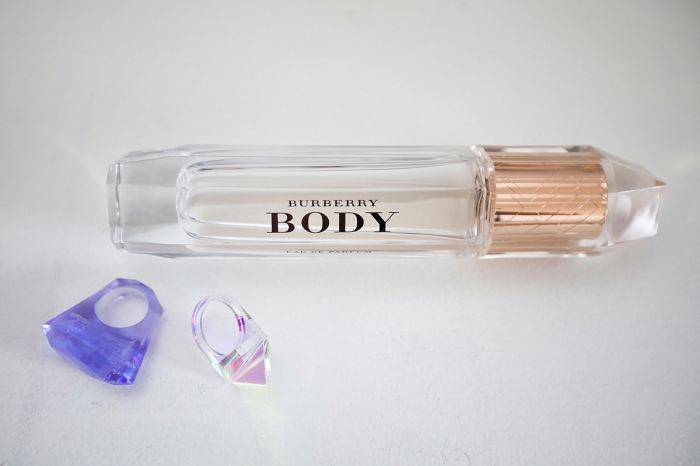 Самый любимый парфюм пахнет свежестью и едва уловим. Подарил любимый мужчина. Прозрачное кольцо Luch is Design — презент Эльвиры Ломовской, которая