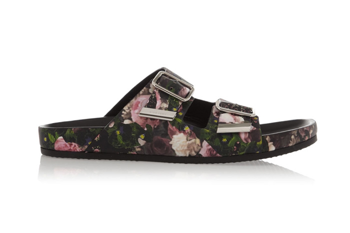 Givenchy, 26 500 рублей (net-a-porter.com)