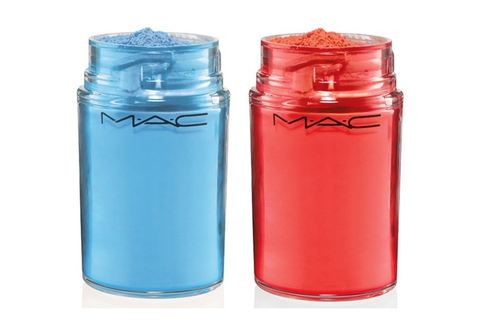 Playland, M. A. C. Насыщенные пигменты можно добавлять в пудру, румяна и блеск для губ. Но те, что из новой, усеченной по сравнению с азиатским