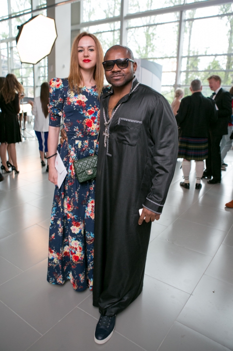 За духовные скрепы на премии отвечает самый яркий представитель Русской Православной Церкви, куда там расстриге Ивану Охлобыстину! Но матушка зато по