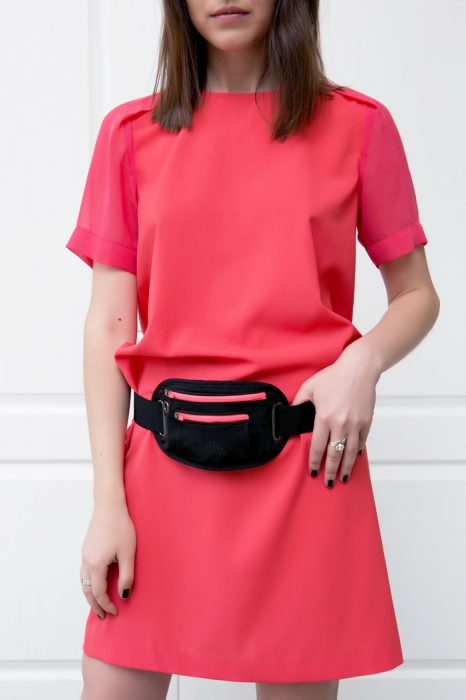 Коралловое платье Ecrin Archives, сумка H&M. В плане выбора цветов у меня происходит раздвоение личности. Иногда хочется фуксиевых платьев, а иногда