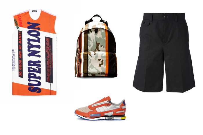 Майка Raf Simons, брюки и рюкзак Givenchy, кроссовки adidas x Raf Simons