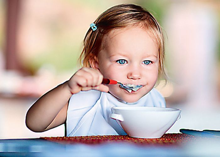 Для самых маленьких гостей в ресторане приготовлено детское меню, а для молодых мам имеется даже пеленальный столик.