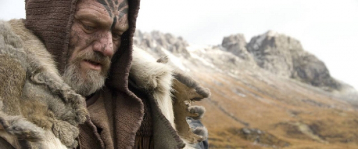 БАРДАК // TUMULT Режиссер Джонни Баррингтон (Великобритания, 2011) Никогда не знаешь, чем обернется автобусная экскурсия - новыми впечатлениями от