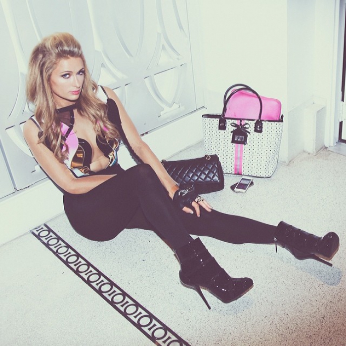 Пэрис Хилтон Прадед: Конрад Хилтон, основатель мировой сети отелей Hilton Hotels Наследница семейного бизнеса — крупнейшей в мире сети отелей Hilton