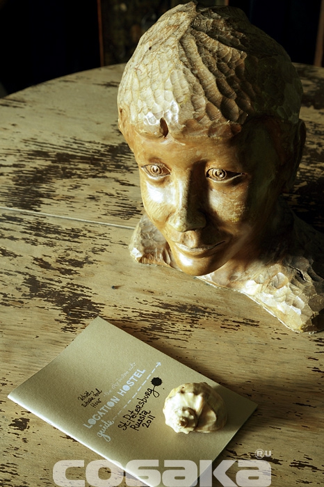 Деревянный бюст Сергея Есенина принес после одной из вечеринок в клубе «Тоннель» брат Светланы