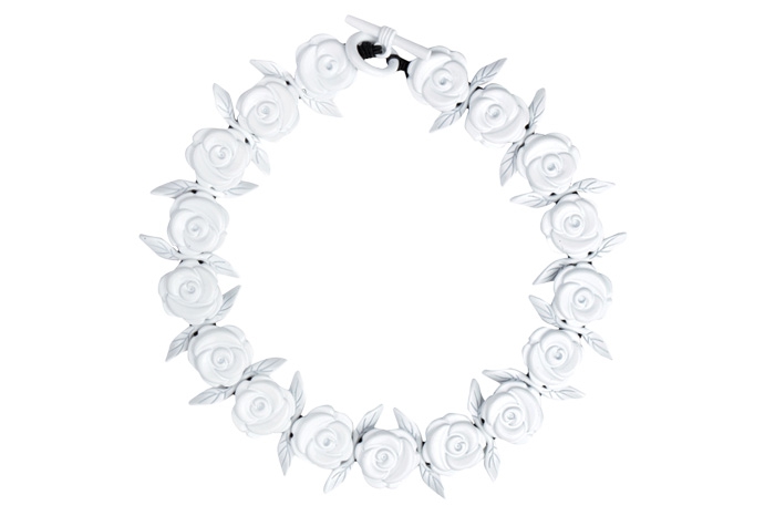 Ожерель Carven