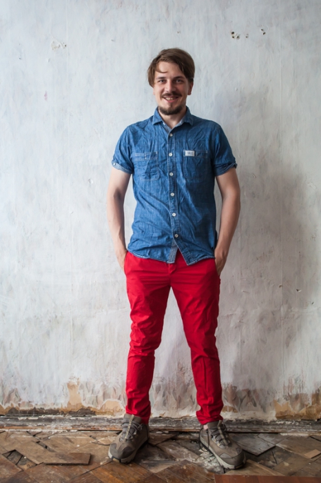 Большинство вещей нахожу в секонд-хендах. Самые лучшие находятся на Академке.