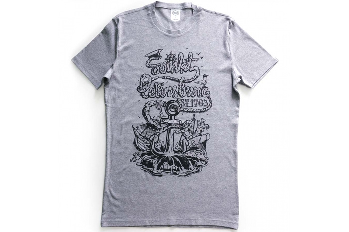 Футболка Sankt, 890 рублей (sanktstore.ru)