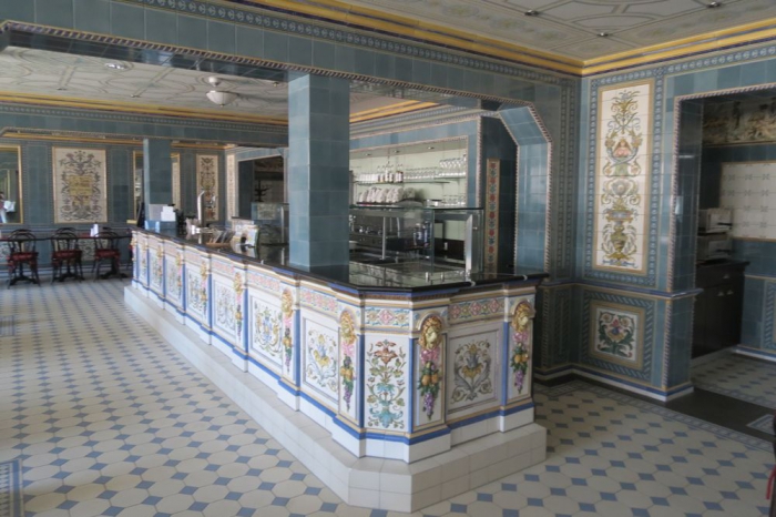 Кафе в музее Villeroy&Boch.