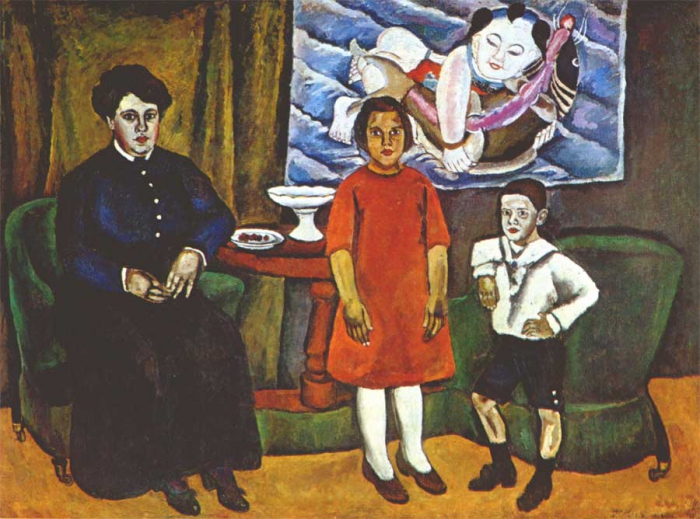 Петр Кончаловский. "Семейный портрет (на фоне китайского панно)"