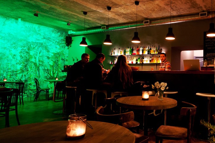 Brimborium Владельцы бара-гостиной на улице Маяковского, 22, использовали Ресторанный день как возможность протестировать тарты с томатами и домашние