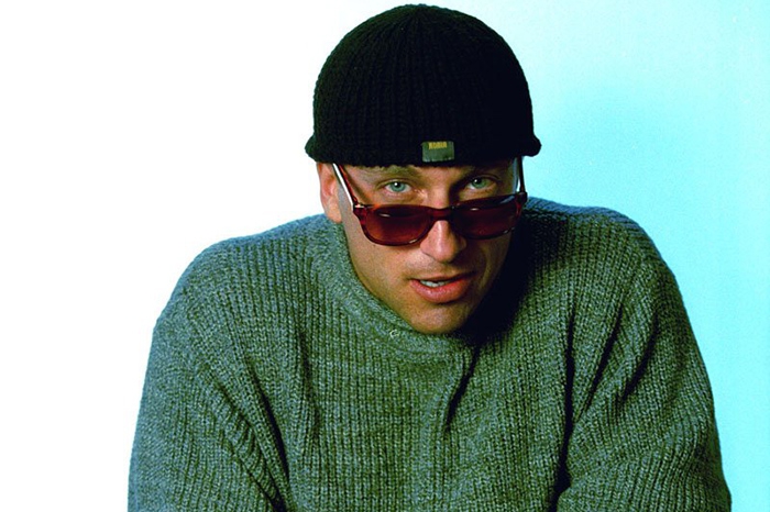 «Бобака Саскервилей» 1998Режиссер Евгений Румянцев Трансгрессивный ремейк детективной саги Игоря Масленникова в целях вашей же душевной безопасности