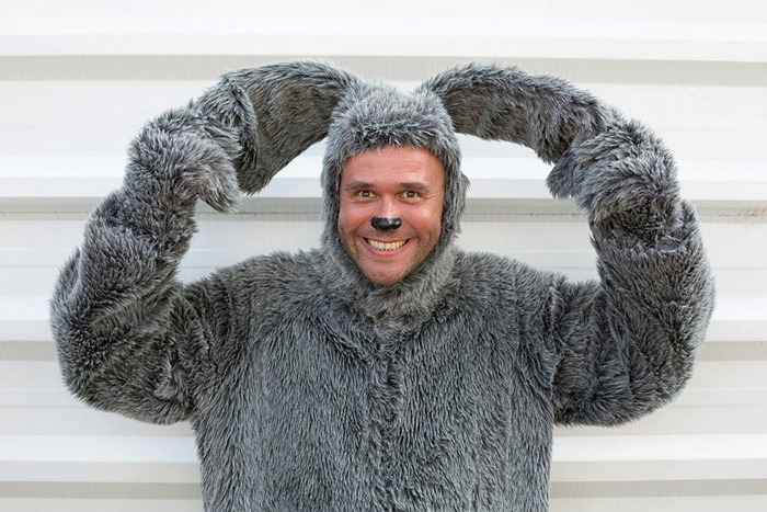 «Чарли» (2014) Режиссер Дмитрий Лактионов Оригинальный сериал: «Wilfred» (2011-2014) Самый первый сериал о собачьей жизни и мирских воззрениях