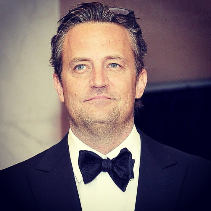 Мэттью Пэрри (Чендлер) В сериале канадский актер Мэттью Перри сыграл роль вечно комплексующего и терпящего неудачи на любовном фронте офисного клерка