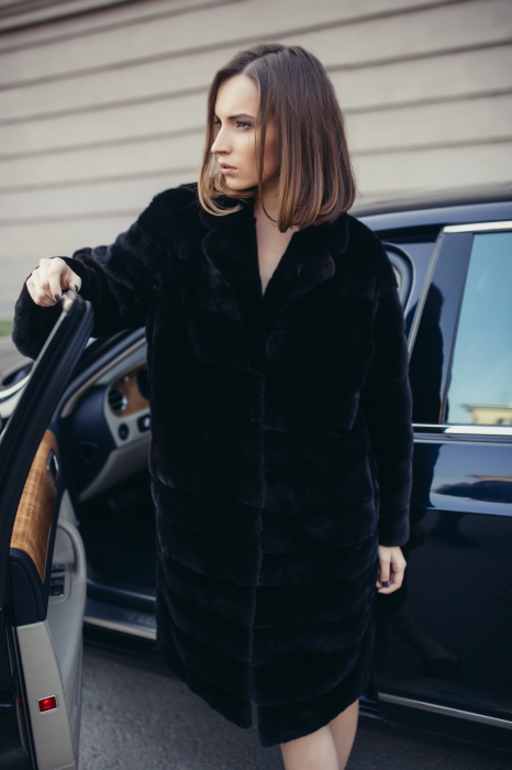 Пальто из меха норки Blackglama RinDi