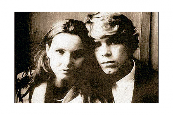 История В перенасыщенной жанрами и культурными кодами «Ассе» самое главное все же трагическая любовь в заснеженной Ялте между продвинутым молодым