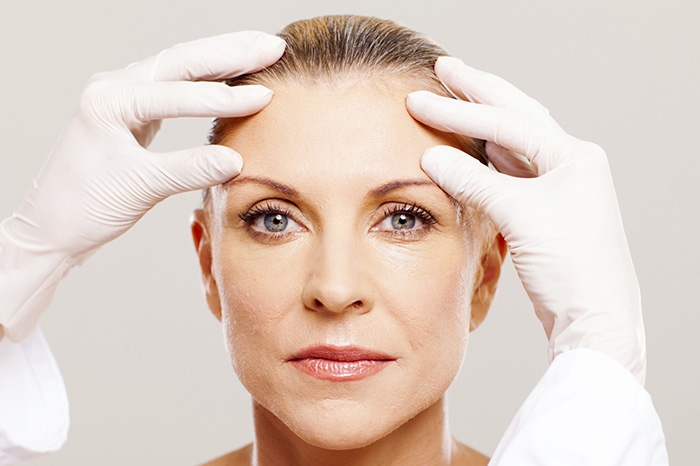 Эндоскопическая подтяжка лица вместо круговой подтяжки Пациенты получили альтернативу по-средневековому оптимистичной перспективе снять лицевую маску