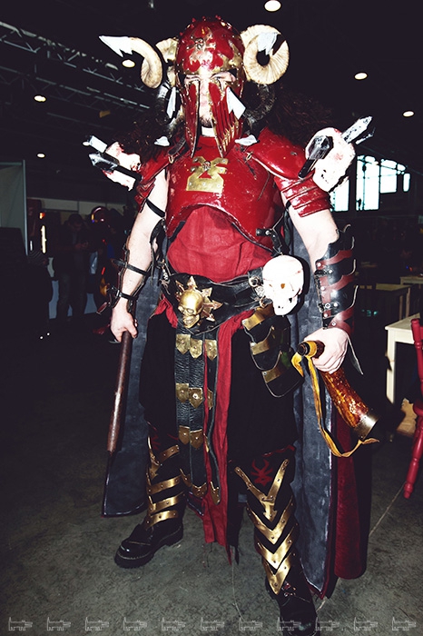 Андрей «Мой персонаж Хорн Кровавый по вселенной Warhammer Fantasy Battles. Я из северных варваров, поклоняющихся хаосу и богу крови. Наш жизненный