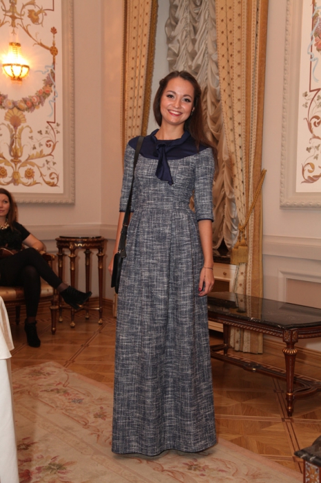 Рамиля Карамуллина Красивое платье. Разведка донесла – сшито на заказ, вдохновленное просмотром сериала «Безумцы». Всем советую посмотреть на блестяще