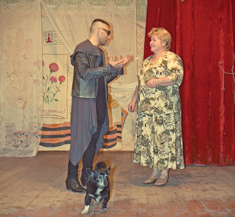 Сергей Луковский на сцене ДК