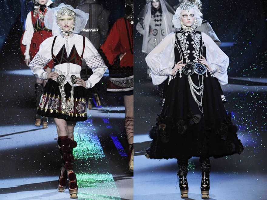 John Galliano, 2009 год Любовь Джона Гальяно к России не должна ассоциировать с сотрудничеством модельера и косметической компаний «Л’Этуаль». 5 лет