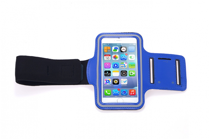 Спортивный чехол для iPhone на руку, 170 рублей