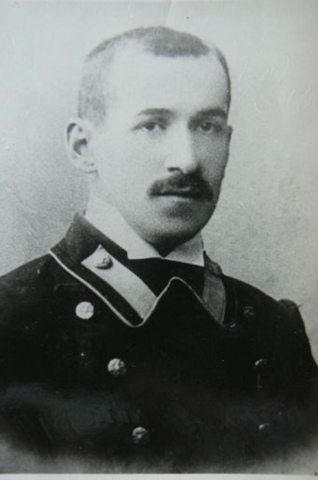 Дочь Биби и Мухаммед-Шафи Фатима-Зухра вышла замуж за революционера Дахадаева (псевдоним Махач), в честь которого город Шамиль-кала на Кавказе был