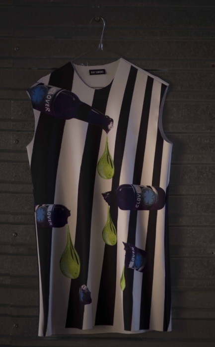 Платье Raf Simons.