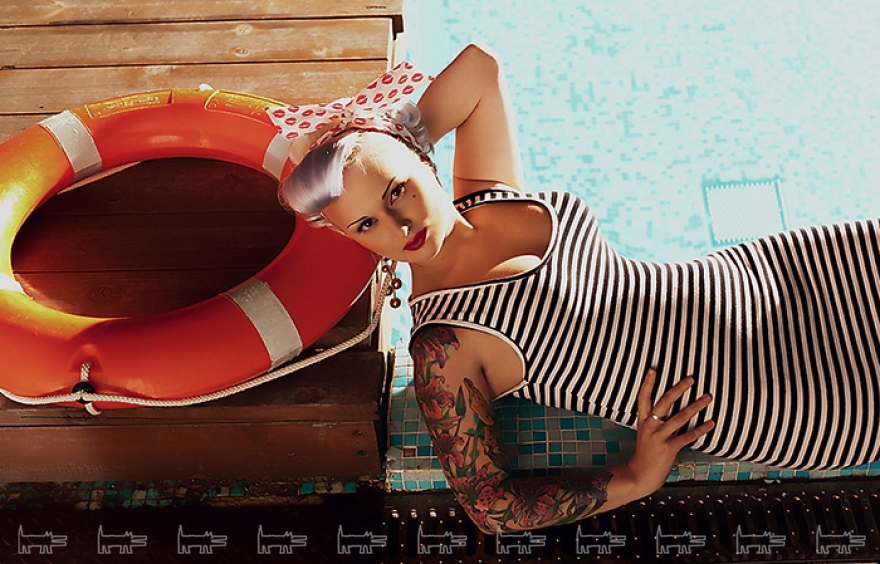 Модель: Tina Prayer (администратор в тату-салоне)