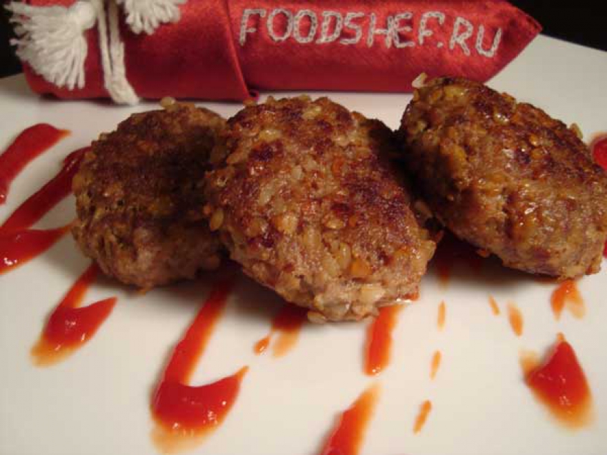 FoodShef.ru Кулинарный блог молодого 27-летнего повара Анфисы, которая активно экспериментирует в области кулинарии с 7 лет. Анфиса предложила сайту