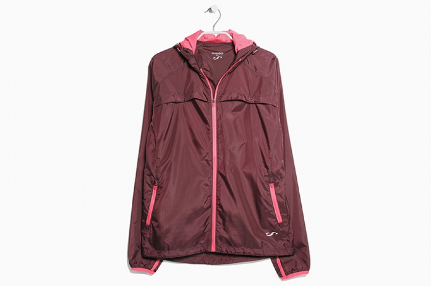 Ветровка Mango Sport, 1 999 рублей