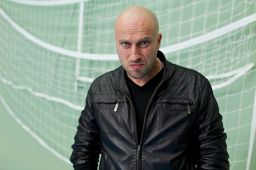 Сюрприз года: хорошие русские сериалы В анти-итогах года мы упрекали российское телевидение за засилье в эфирной сетки жуткой унылой халтуры про