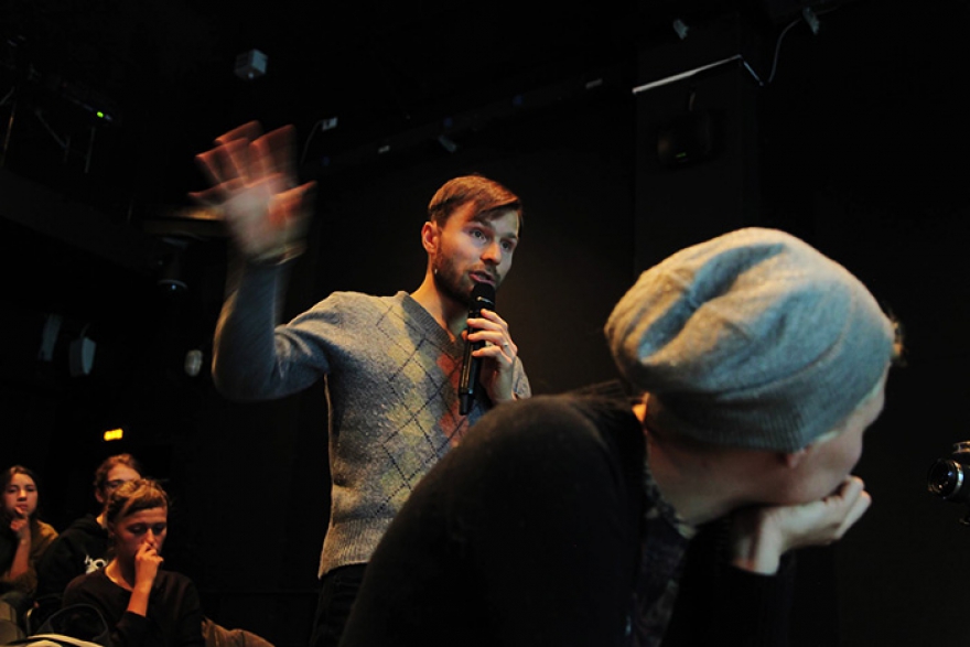 Искусство года: новая поэзия Петербургское поэтическое сообщество никогда и никуда особо не пропадало, но в уходящем тревожном году поэты неожиданно