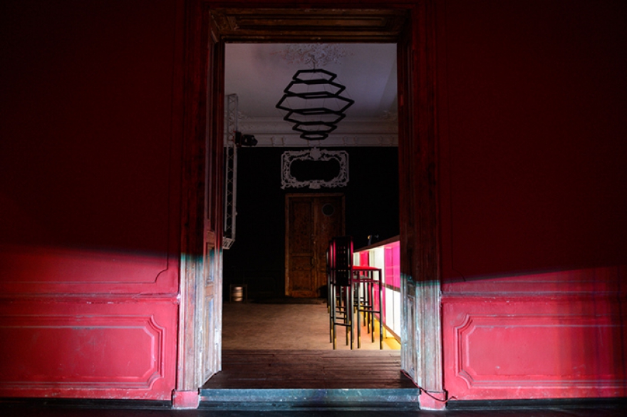 Стратегия года: самоорганизация DIY-этика и теория малых дел, воодушевлявшие повзрослевших хипстеров 2012-2013 годы, немного видеоизменились, потеряв